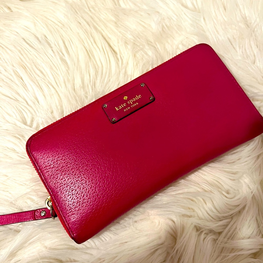 Kate spade wallet ♠️